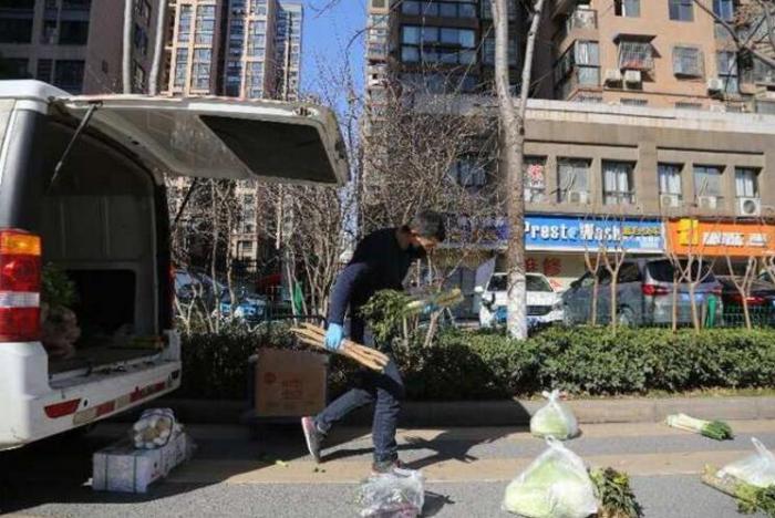 beat365官网中文|2019方泂镔最新创作专辑《B’INLUV》即将9月17发行(图1) beat365官网中文|2019方泂镔最新创作专辑《B’INLUV》即将9月17发行(图1)